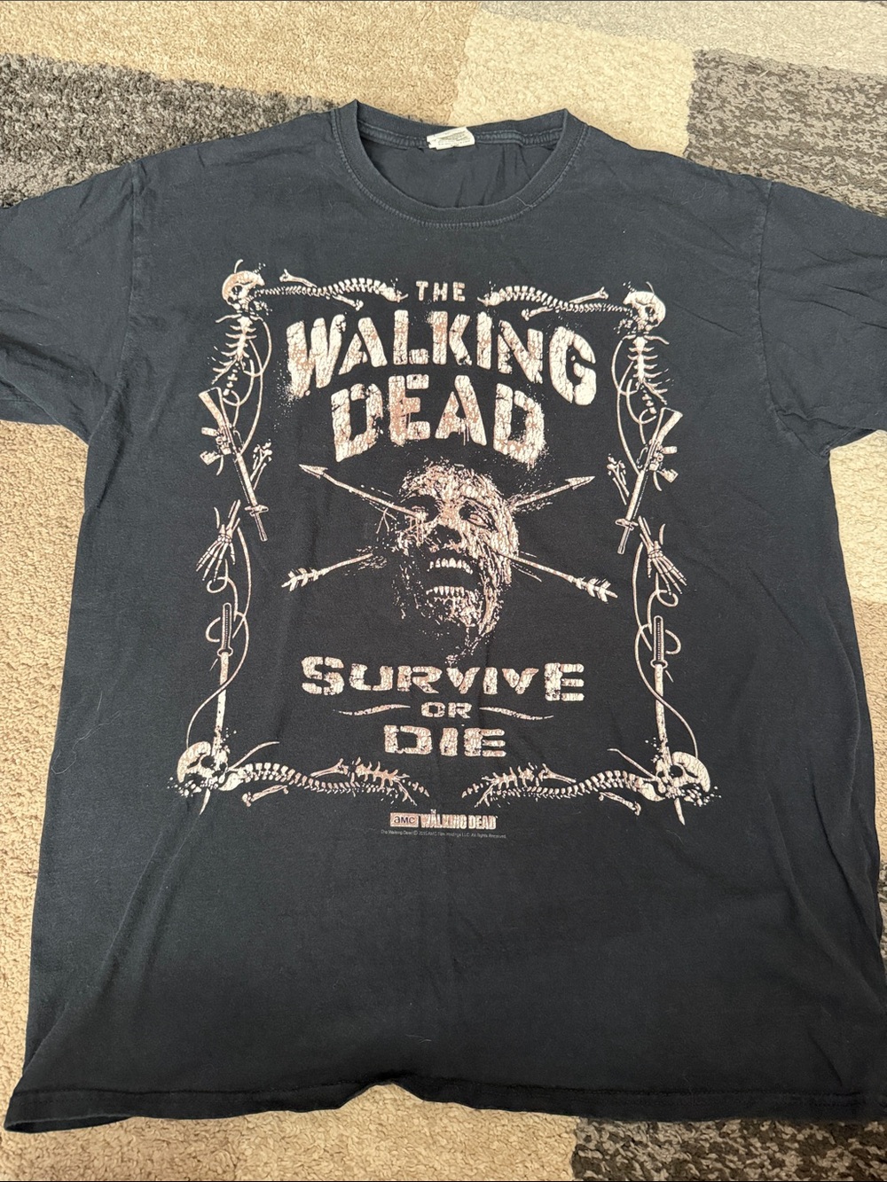 FOUR The Walking Dead t-shirts, Team Negan / various designs, size L NWT EUC GUC - Picture 5 of 13